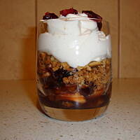 Mus piernikowy z suszonymi owocami