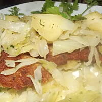 Kotlety wieprzowe z białą kapustą