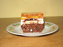 Fot. janeczka669, Ciasto z brzoskwiniami i delicjami