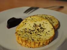 Fot. MIENTA, Oscypek w ziołach