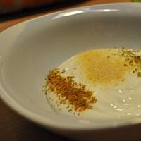 Prosty i pyszny sos czosnkowy