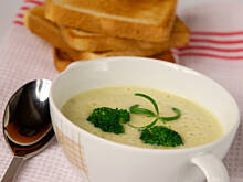 Fot. Wkn, Brokułowy krem serowy ekspresowy