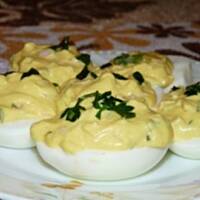 Jajka faszerowane szynką i chrzanem