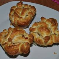 Babeczki nadziewane kurczakiem