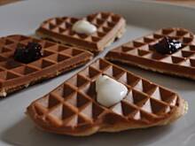 Fot. MIENTA, Gofry z kwaśną śmietanką