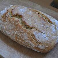 Pyszny domowy chlebuś