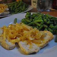 Sznycle z kurczaka w sosie cebulowo-cytrusowym