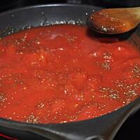 Prosty i smaczny sos do makaronu