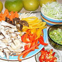 Danie chińskie spolszczone czyli kurczak w warzywach