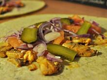 Fot. MIENTA, Tortille z kurczakiem i pieczarkami