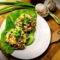 Sałatka z kurczakiem wypasiona