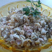 Sałatka porowa z marynowanymi pieczarkami