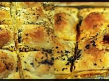 Fot. white-tablecloth.blogspot.com, Indyk w cieście francuskim