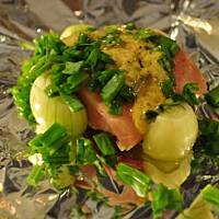 Łosoś pieczony z cytryną i szczypiorkiem