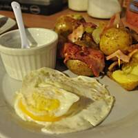 Smażone ziemniaczki w boczku