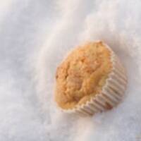 Muffinki z żurawiną, gruszką i marcepanem