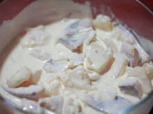 Fot. joanna63, Śledź z ananasem