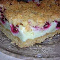 Delikatna pianka z malinami