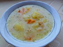 Fot. Mama - Różyczki, Zupa ogórkowa w 30 min na skwarkach - Seria tanie obiady