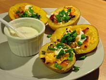 Fot. MIENTA, Ziemniaki z dymką i cheddarem