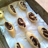 Ślimaki drożdżowe z makiem i bakaliami