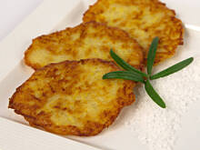 Fot. Wkn, Placki ziemniaczane z cukinią - ekspresowe w przygotowaniu