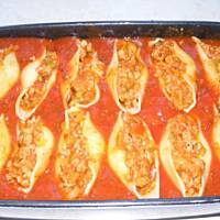 Conchiglioni faszerowany makaron
