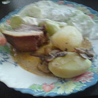 żeberka w sosie pieczarkowym