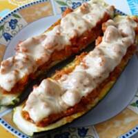 Cukinia faszerowana mięsem mielonym