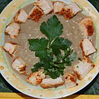 Krem z pieczarek z "grzankami" z indyka zgodny z dietą South Beach