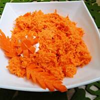 Surówka marchewkowo chrzanowa