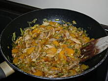 Fot. Niunia w kuchni, porowa potrawka z kurczaka