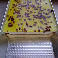 Sernik pieczony z galaretką Gumci