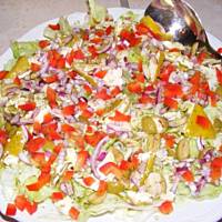 Kolacja we dwoje drób pod pierzynką z dodatkiem sałaty