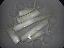 Fot. jubiler777, salatka z mrozonych szparagow