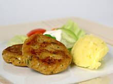 Fot. Wkn, Kotleciki z jajek i tuńczyka - awaryjny obiad w kwadrans