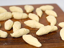 Fot. Wkn, Kluseczki twarogowe na dwa sposoby