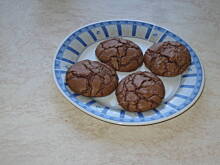 Fot. J., Popękane ciasteczka czekoladowe