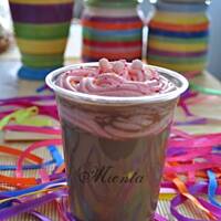 Mrożona kawa z bitą śmietaną