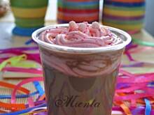 Fot. MIENTA, Mrożona kawa z bitą śmietaną
