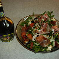 pyszna sałatka włoska jaką jadłam w restauracji