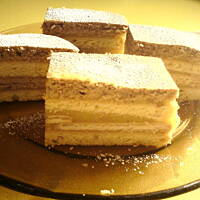 Ciacho z kremem jabłkowym