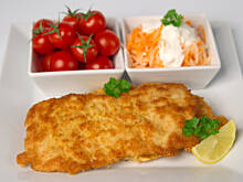 Fot. Wkn, Kotlety z indyka z tartą rzodkwią