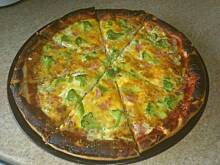 Fot. niki83, Pizza z brokułami i jajkami