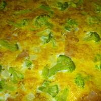 Pizza z brokułami i jajkami