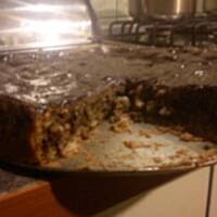 Biszkopt orzechowy w polewie czekoladowej