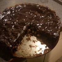 Biszkopt orzechowy w polewie czekoladowej