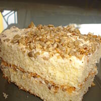 Ciasto na majonezie z orzechami i słonecznikiem