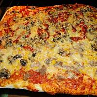 Pizza duża rodzinna 4 smaki 50x60 cm na grubym cieście