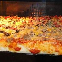 Pizza duża rodzinna 4 smaki 50x60 cm na grubym cieście